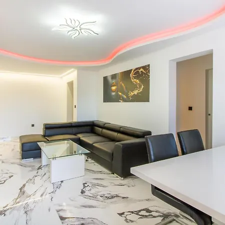 Amazing In With Kitchen Tatil Evi Torrevieja